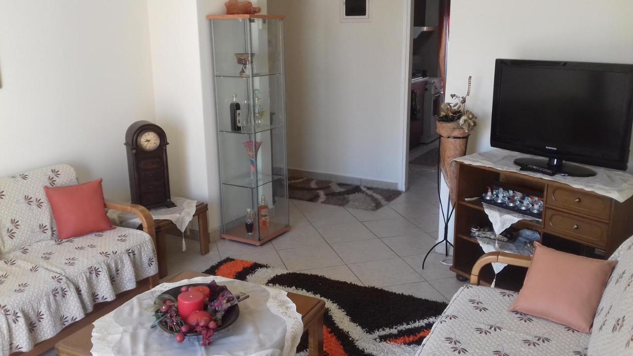 Studio In Thessaloniki Near Airport And Exit For Chalkidiki Apartment Exterior photo